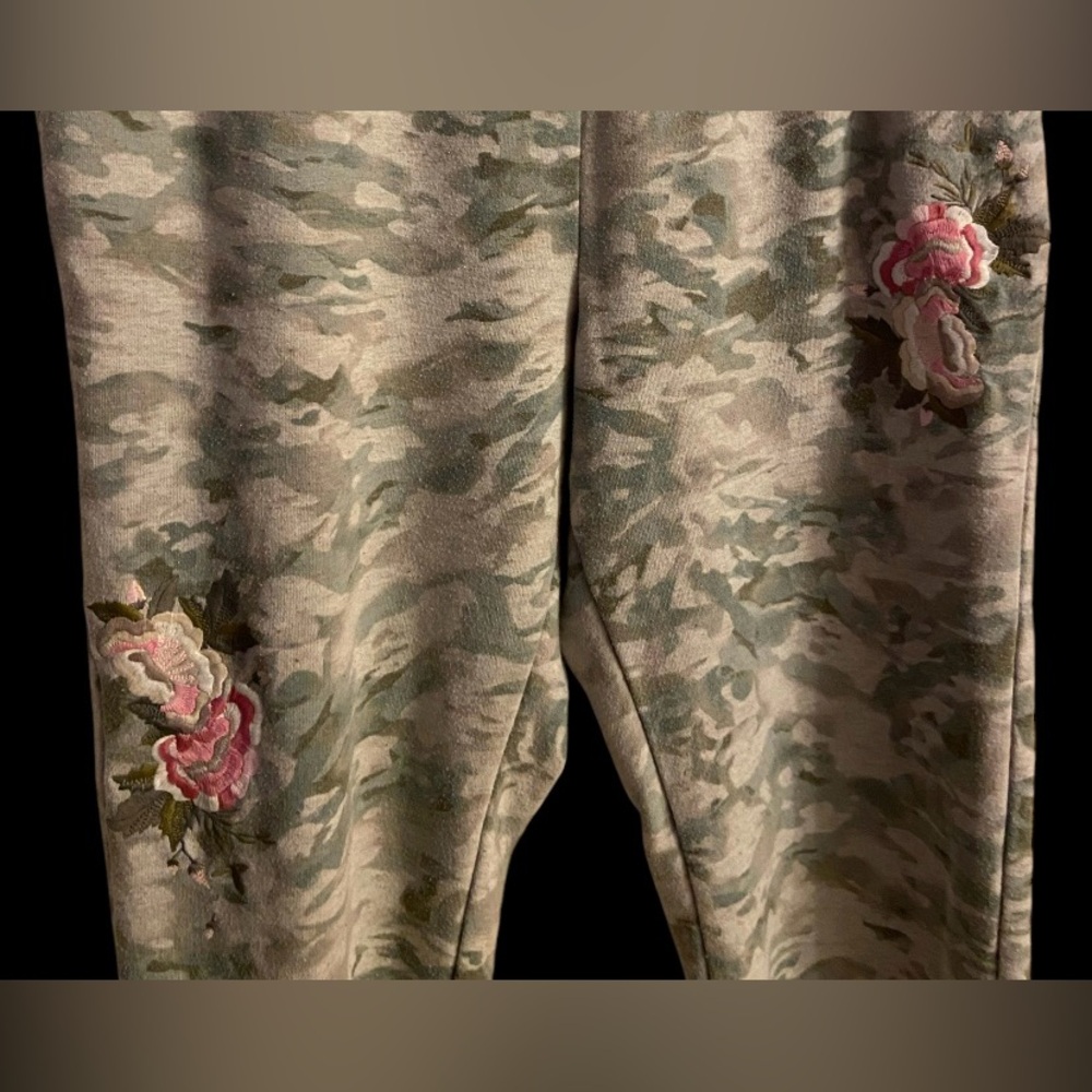 Life worx by Gloria Vanderbilt Joggers camo print Womens size XL - Picture 5 of 7